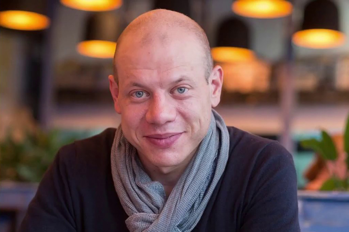 Творческий вечер Ивана Кокорина в Magnus Locus